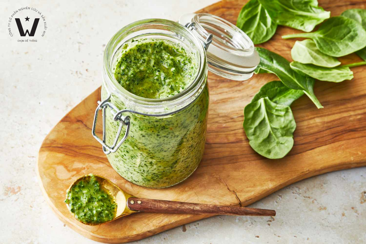Sốt Pesto dùng cho mỳ, bánh mì và các món Âu.