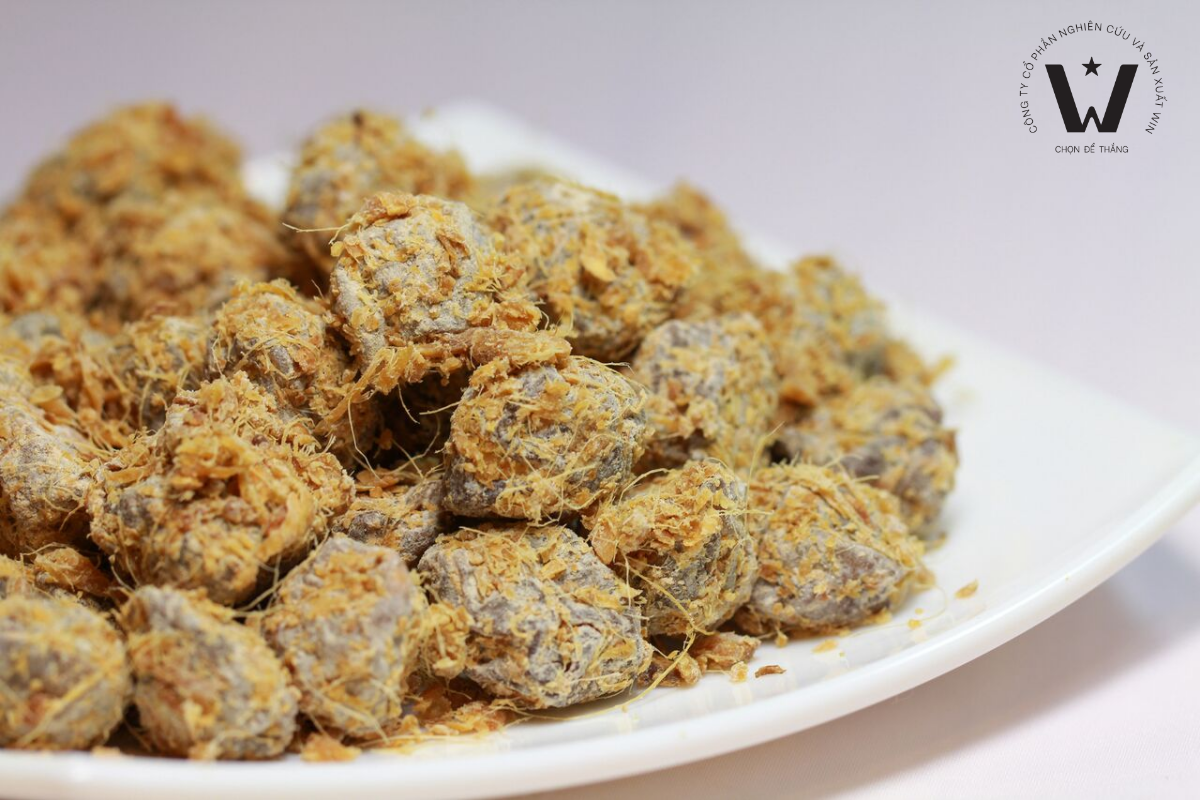 Ô mai là một trong những sản phẩm gắn với văn hóa ẩm thực ngày Tết của người Việt