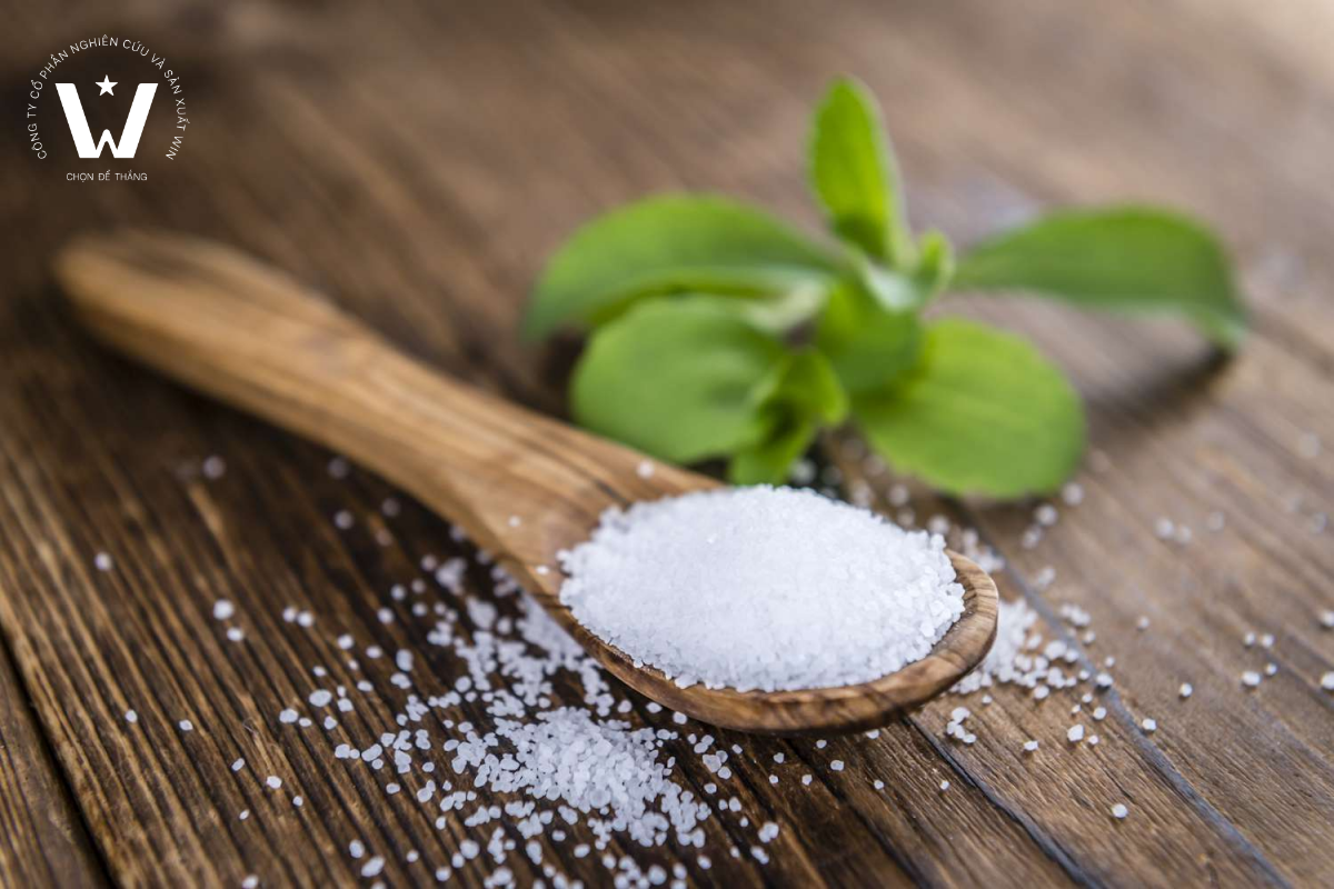 Đường stevia là chất tạo ngọt tự nhiên được chiết xuất từ lá cỏ ngọt