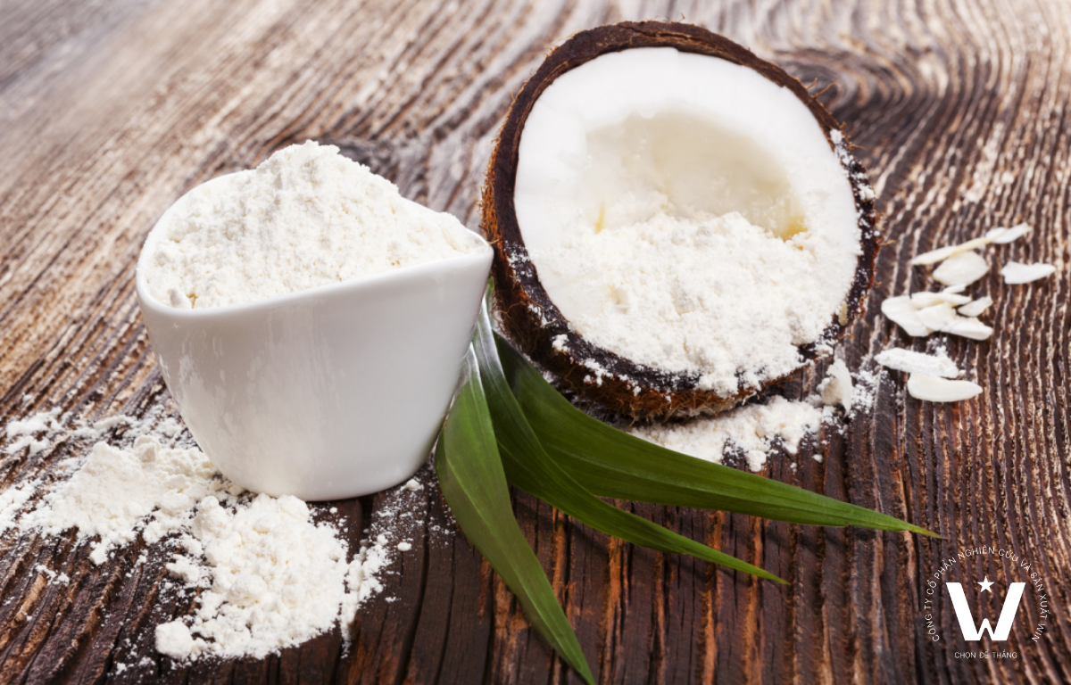 Bột dừa có thể được ứng dụng trong các món mặn